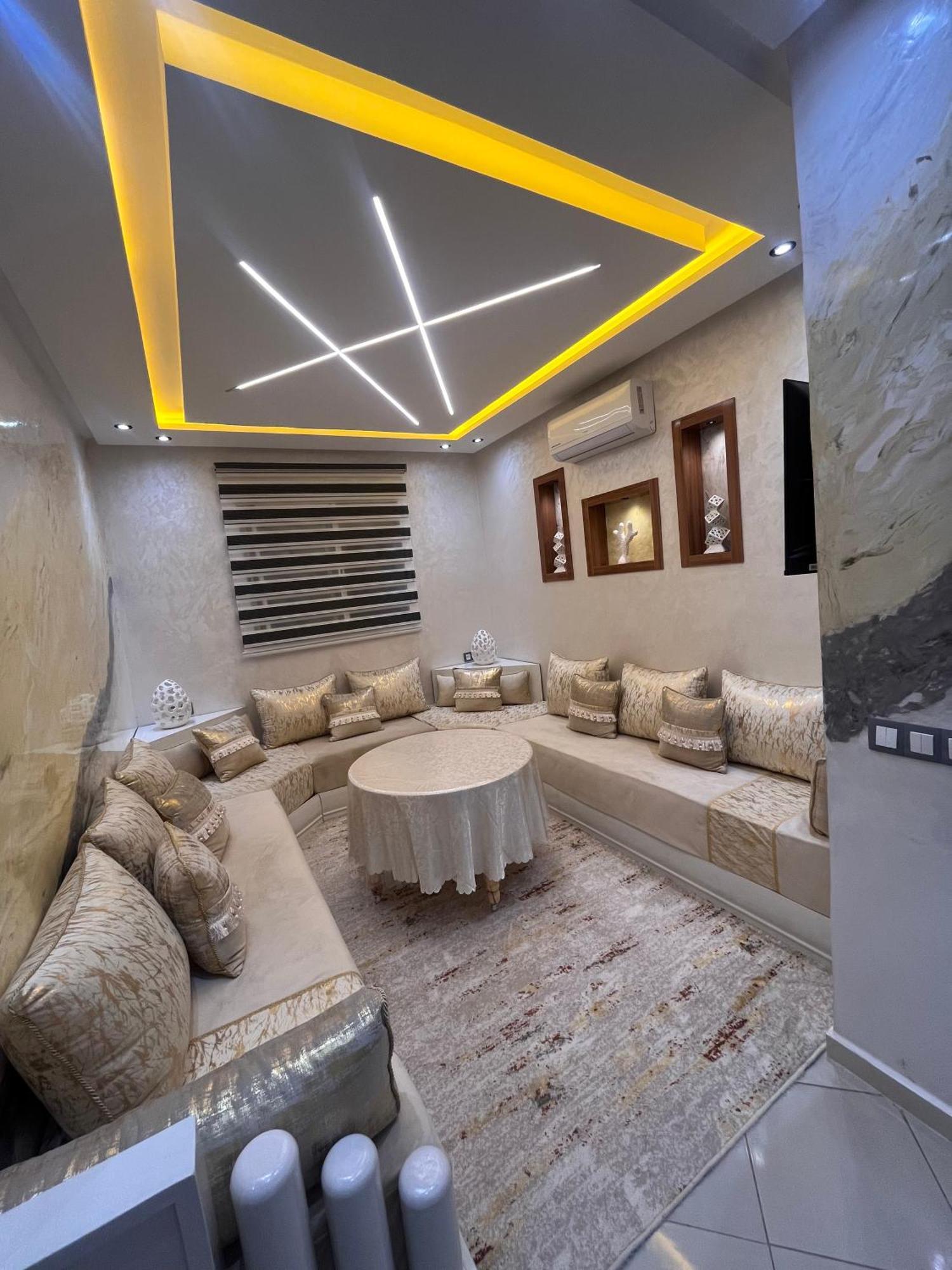 Appartement Renove Avec Style Et Parking Surveille Marrakesh Esterno foto