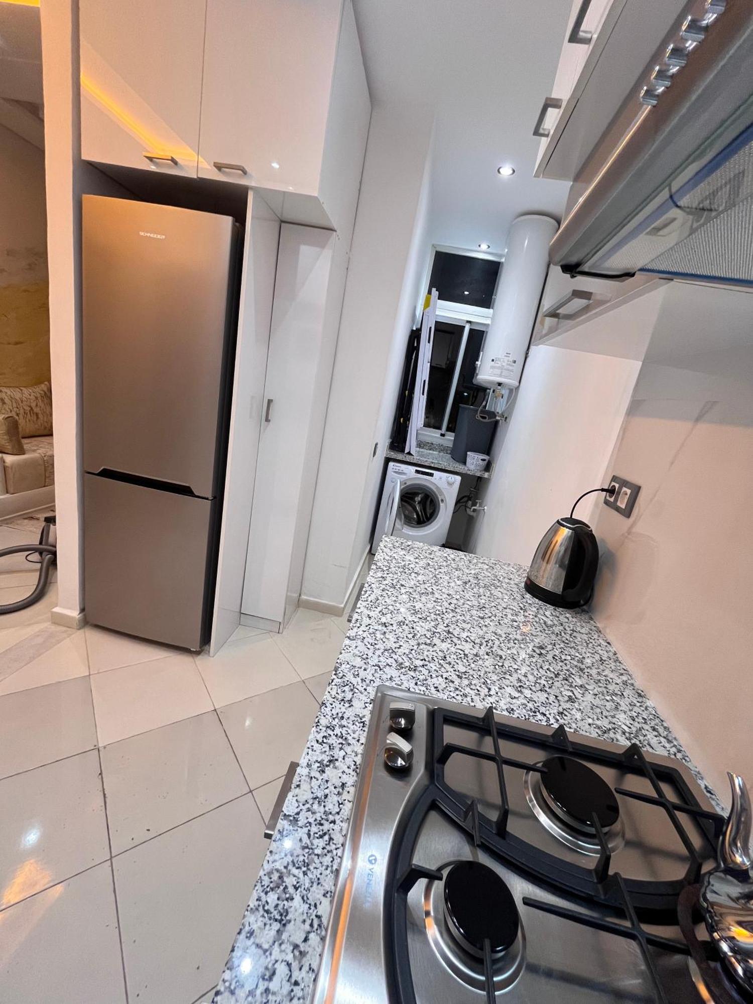 Appartement Renove Avec Style Et Parking Surveille Marrakesh Esterno foto