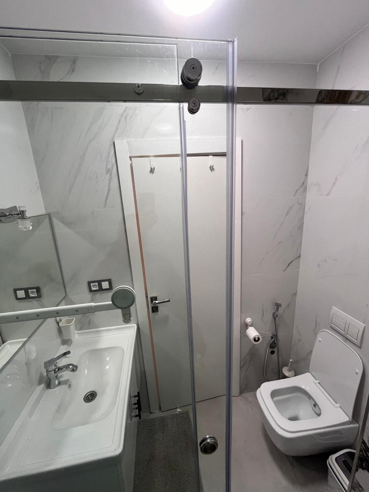 Appartement Renove Avec Style Et Parking Surveille Marrakesh Esterno foto