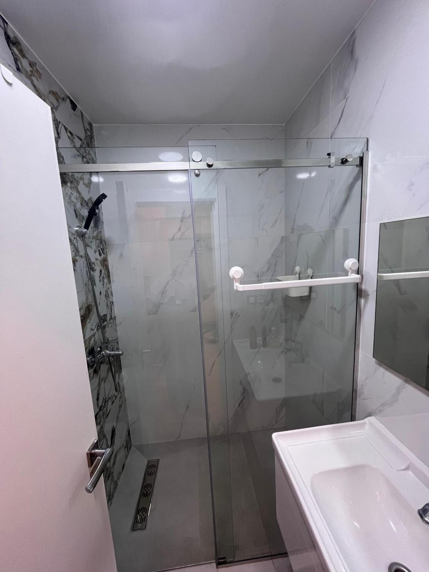 Appartement Renove Avec Style Et Parking Surveille Marrakesh Esterno foto